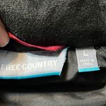 Free Country Berry colored  puffer vest Photo 4