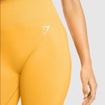 Gymshark  Vital Seamless 2.0 Leggings in Yellow Marl Photo 3