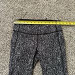 Lululemon  black & white pattern mesh panel leggings size 6 Photo 10