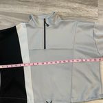 Sports Illustrated Arctic Gray Cropped Long Sleeve Quarter Zip Pullover Photo 10