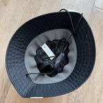 Lululemon Patch Logo Bucket Hat black size s/m NWT Photo 5