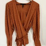 BCBGMAXAZRIA Pleated Shoulder Wrap Ruffled Top Blouse Size Medium Photo 5