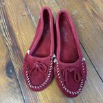 Minnetonka Moccasins Women’s Size 7.5 Red Soft Sole Boho Fringe Shoes Photo 1