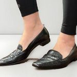 Talbots Vintage Croc Embossed BlackLeather loafers Minimalist Size 7 Photo 0