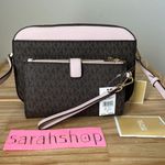 Michael Kors Set Photo 1