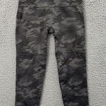 Spanx Look At Me Now Cropped Seamless Leggings Camo Shapewear Women's M x 21 Photo 0