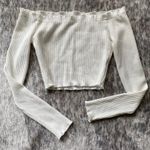 Romwe White Off The Shoulder Crop Photo 0