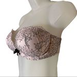 Victoria's Secret  Vintage 1990s Very Sexy Strapless Bra Pink Lace Underwire 32D Photo 2