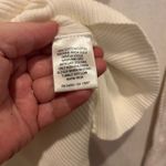 Old Navy Women's Cream Knit Long Sleeve Top Scoop Neck Sweater Medium Photo 6