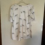 Chico's Size 1 M White Cheetah Print V Neck Short Sleeve T Shirt Top Photo 7