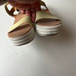 Sorel - Womens Cameron Flatform Sandals Tranquil Yellow Summer Travel Causal Photo 4