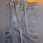 Levi's Levi Strauss Women’s Drawstring Elastic Waist Minimalist Bermuda Shorts|Size:S Photo 8