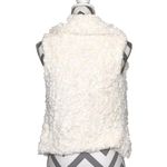 Me Jane - Faux Fur Vest-NWT-Sz Small Photo 1