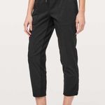 Lululemon Dance Studio Crop *25, Size 6 Photo 0