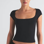 SKIMS  Scoop Neck T-Shirt M Photo 0