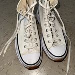 Converse  sneakers. Men size 7/ women size 8.5 Photo 4