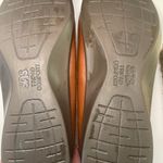 SAS women’s Tan Leather Slip Photo 3