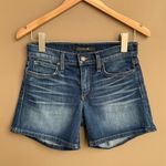 joe's jeans Joe’s Jeans Rolled‎ Short in Melodie 26 Distressed Photo 4