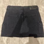 Aritzia  denim forum 90s mid rise cargo miniskirt size 24 Photo 3