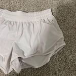 Lululemon White Hotty  Hot 2.5" Photo 2