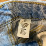 H&M  Jean Mom Shorts Photo 1