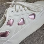 Sincerely Jules  Women's Sneakers White With Pink Heart Size 6.5m Photo 2