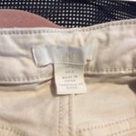 H&M High waist rise off white stretch distressed cuffed shorts size 6 womens Photo 6