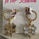 Betsey Johnson crystal flower hoop huggie earrings Photo 2
