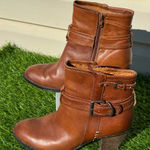Sofft Wyoming Ebano brown leather ankle boo Size 7.5 Photo 0