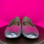 Sam Edelman  Finnegan Silver Faux Leather Scalloped Edge Round Toe Flat Sz 6.5 Photo 1