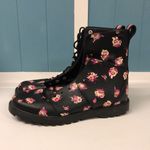 Volcom  Go Figure combat boots with roses women’s size 8.5‎ Photo 3