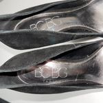 BCBGMAXAZRIA Paris Black Studded Rose Appliqué Stiletto Heels Photo 6