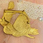 Vintage Art Deco Style Gold Tone Seated Woman Lady Figural Unique Pin Brooch Photo 1