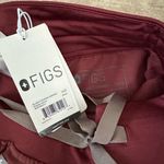 FIGS High Waisted Zamora Pants Photo 3