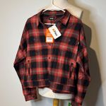 Bass outdoor Red Plaid Women's button down Jacket/shirt Size L Photo 0