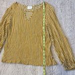 Everly  blouse • size S Photo 1