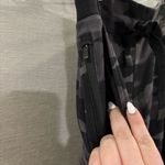 Athleta  Triumph Jogger, Black Camo Lux‎ SIZE M Photo 7