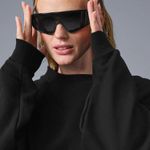 Alo Yoga Sunglasses Photo 3