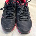 Merrell  Women’s Running Shoes Air Cushion Black And Pink Size 7 Photo 5