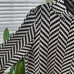 Tommy Hilfiger sweater Photo 4