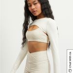 PacSun PAC 1980 PAC WHISPER Active Ivory On The Go Shrug small Photo 1