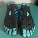 Unisex Lightweight Minimalist Athletic Water Walking Nonslip Barefoot Shoes Blue Size undefined Photo 3