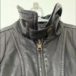 Banana Republic  Womens  leather jacket size Xs Photo 2