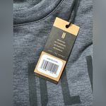 Nobull NWT  Women’s Crew Sweatshirt - Small - Charcoal Grey Photo 4