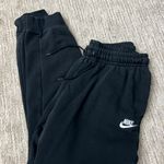 Nike Joggers Photo 0