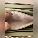Kate Spade Zippy Wallet Photo 4