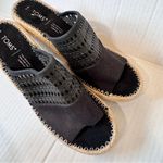 Toms Black Leather Peep Toe Espadrille Wedge Sandals Womens 11 Beachy Summer Photo 6