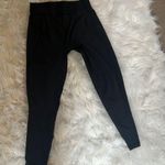 DICK'S Sporting Goods  leggings Photo 0