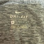 Nike Women’s Dri Fit Legend Scoop neck training top size M Photo 2