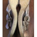 Born concept Women’s  BOC Size 10 Gold Leather Flower Straw Wedge Thong Sandals Photo 6